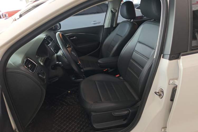 Used Volkswagen Polo 2018 1.5L Automatic Luxury Edition Left Front Seat