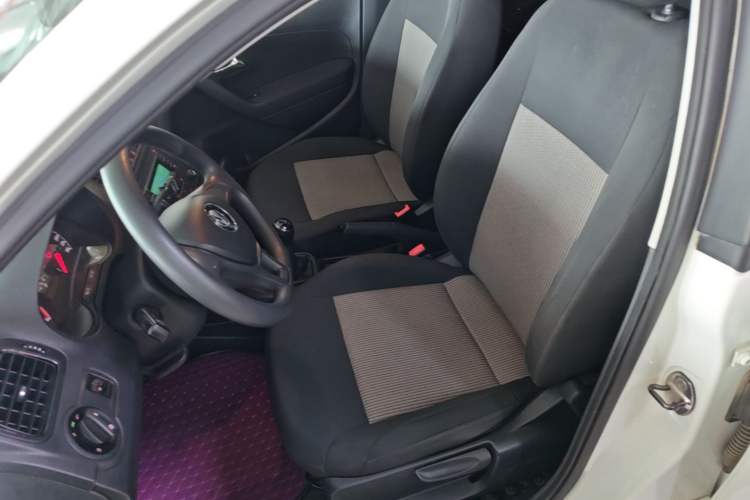 Used Volkswagen Polo 2018 1.5L Manual Drive-Comfort Model Left Front Seat