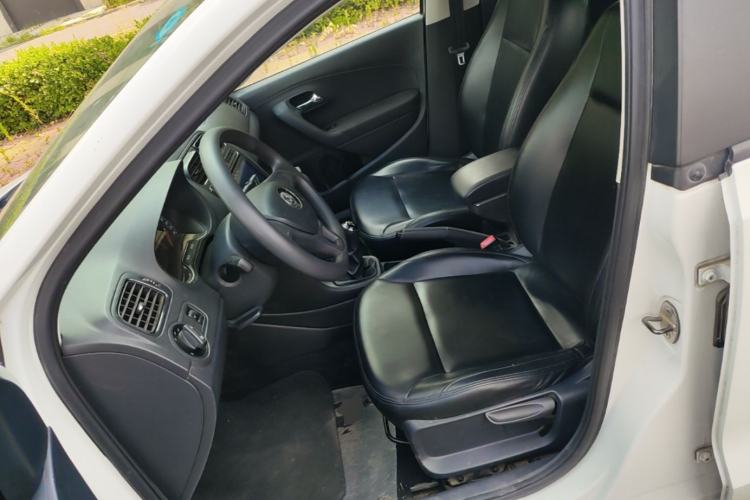 Used Volkswagen Polo 2018 1.5L Manual Drive-Comfort Model Left Front Seat