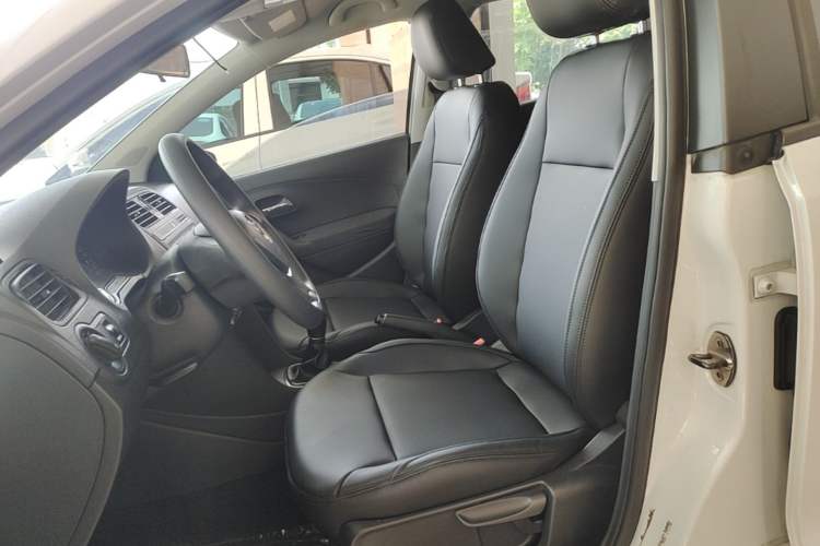 Used Volkswagen Polo 2018 1.5L Manual Drive-Comfort Model Left Front Seat