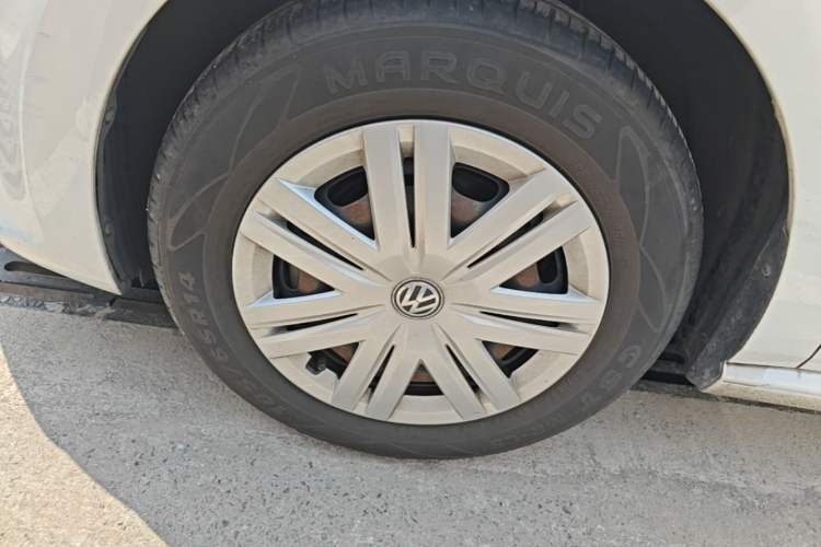 Used Volkswagen Polo 2018 1.5L Automatic Advanced Driving Model Left Front Wheel Hub
