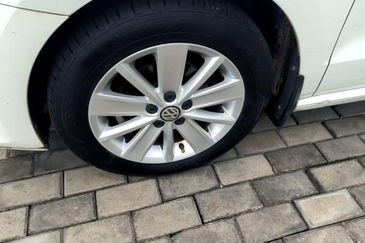 Used Volkswagen Polo 2018 1.5L Automatic Enjoyment Model Left Front Wheel Hub
