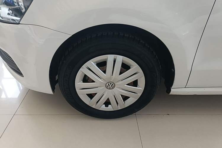 Used Volkswagen Polo 2018 1.5L Automatic Advanced Driving Model Left Front Wheel Hub