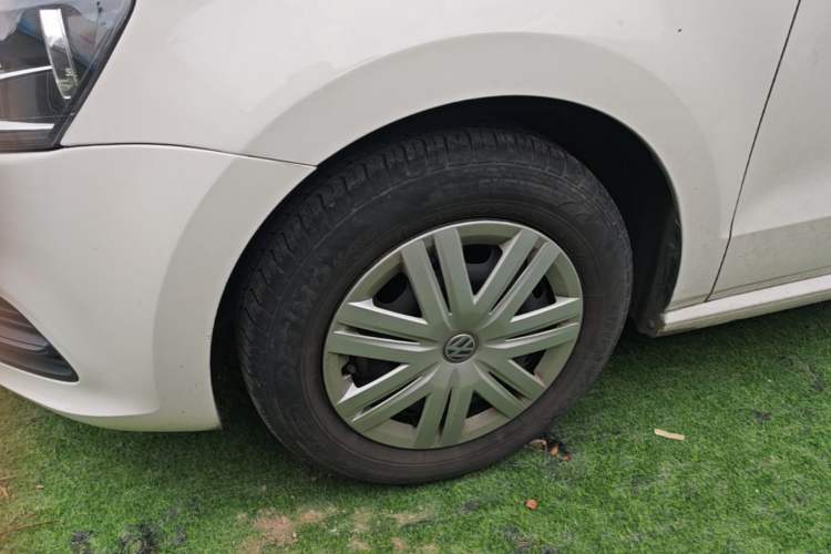 Used Volkswagen Polo 2018 1.5L Automatic Advanced Driving Model Left Front Wheel Hub
