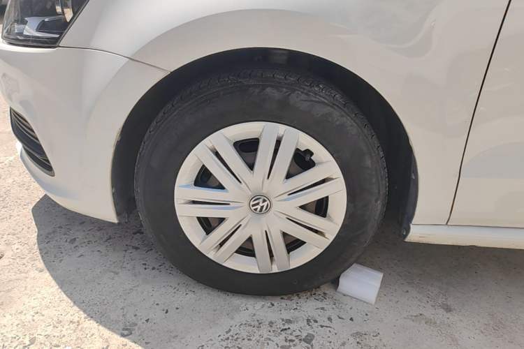 Used Volkswagen Polo 2018 1.5L Automatic Advanced Driving Model Left Front Wheel Hub