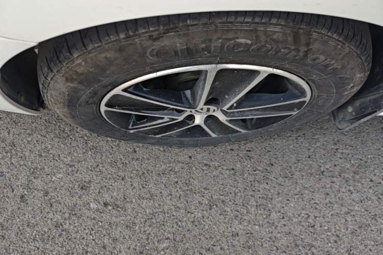 Used Volkswagen Polo 2018 1.5L Automatic Advanced Driving Model Left Front Wheel Hub