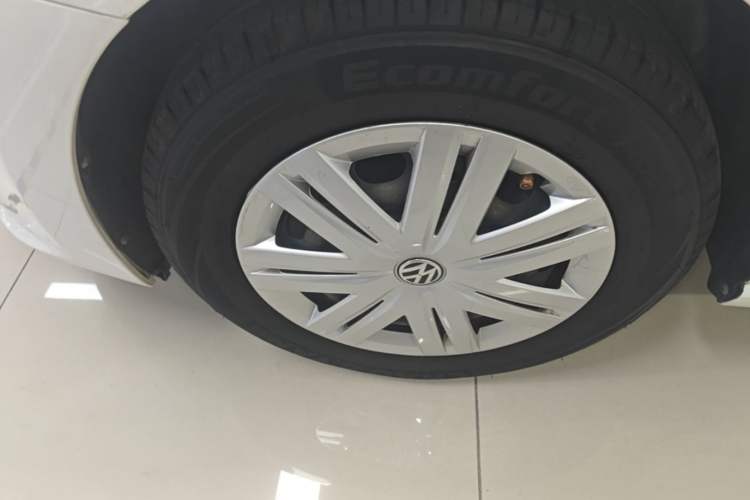 Used Volkswagen Polo 2018 1.5L Automatic Advanced Driving Model Left Front Wheel Hub