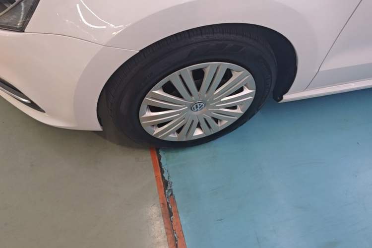 Used Volkswagen Polo 2018 1.5L Automatic Enjoyment Model Left Front Wheel Hub
