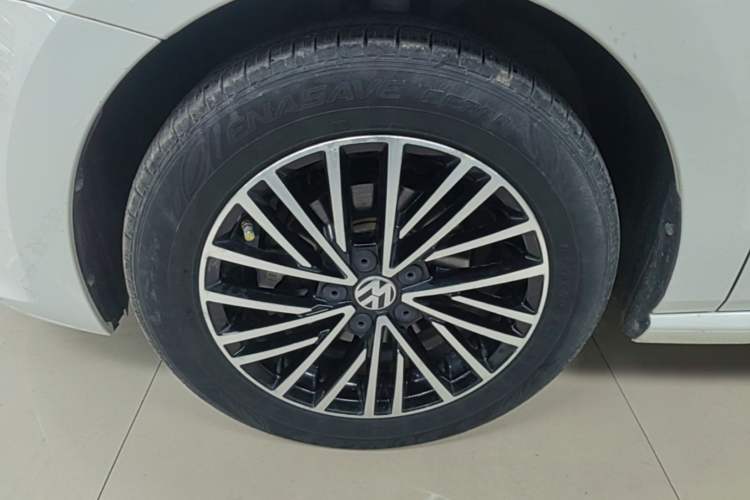 Used Volkswagen Polo 2018 1.5L Automatic Enjoyment Model Left Front Wheel Hub