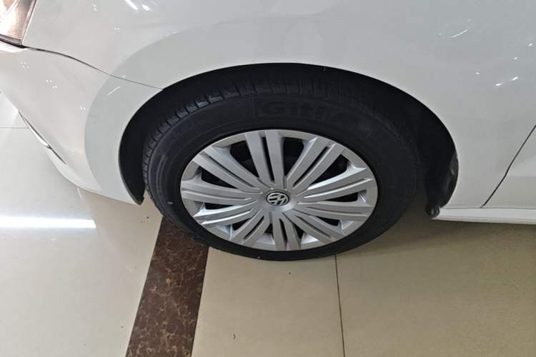 Used Volkswagen Polo 2018 1.5L Automatic Enjoyment Model Left Front Wheel Hub