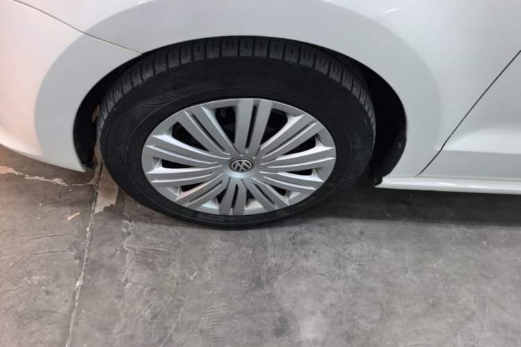 Used Volkswagen Polo 2018 1.5L Automatic Enjoyment Model Left Front Wheel Hub