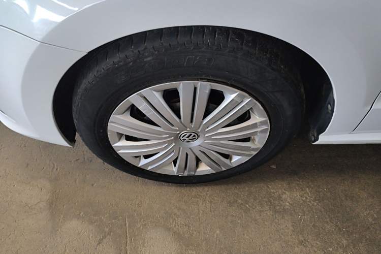 Used Volkswagen Polo 2018 1.5L Automatic Enjoyment Model Left Front Wheel Hub