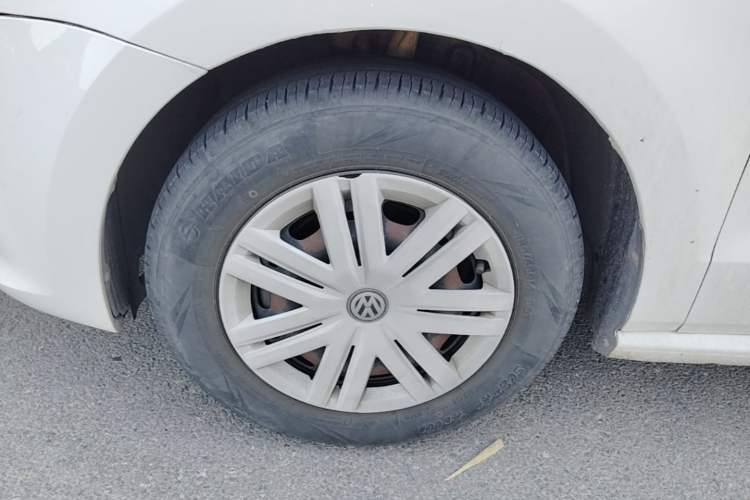 Used Volkswagen Polo 2018 1.5L Automatic Advanced Driving Model Left Front Wheel Hub