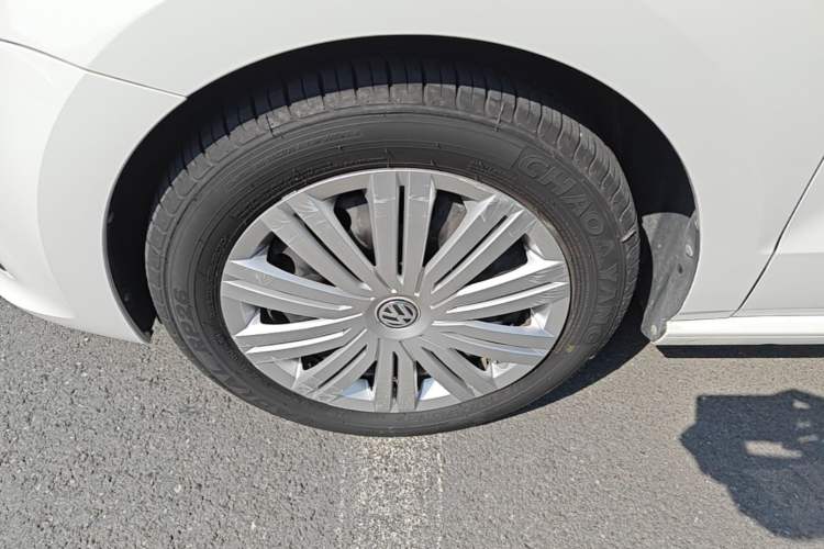 Used Volkswagen Polo 2018 1.5L Automatic Enjoyment Model Left Front Wheel Hub