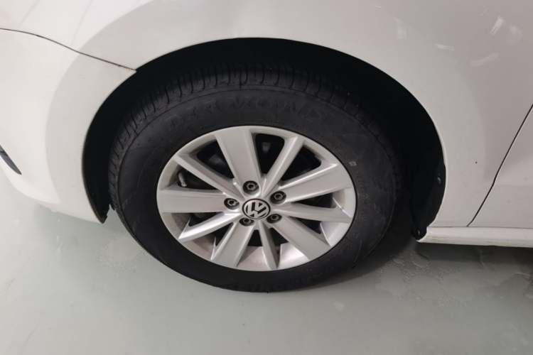 Used Volkswagen Polo 2018 1.5L Automatic Advanced Driving Model Left Front Wheel Hub