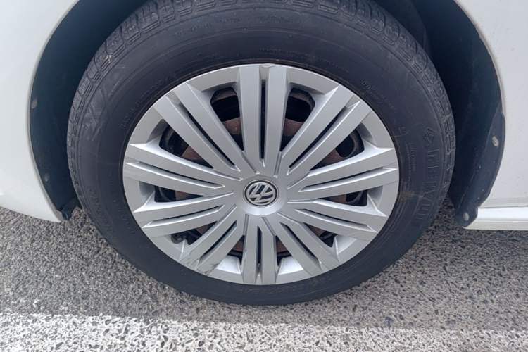 Used Volkswagen Polo 2018 1.5L Automatic Enjoyment Model Left Front Wheel Hub