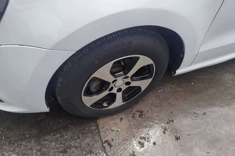 Used Volkswagen Polo 2018 1.5L Automatic Advanced Driving Model Left Front Wheel Hub