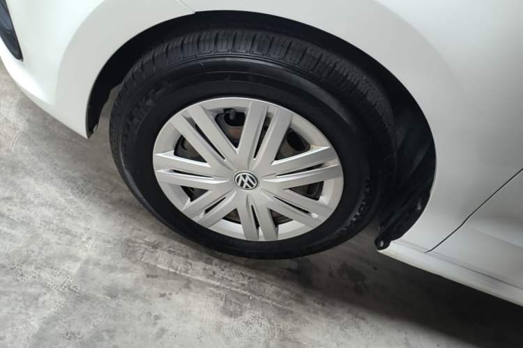 Used Volkswagen Polo 2018 1.5L Automatic Advanced Driving Model Left Front Wheel Hub