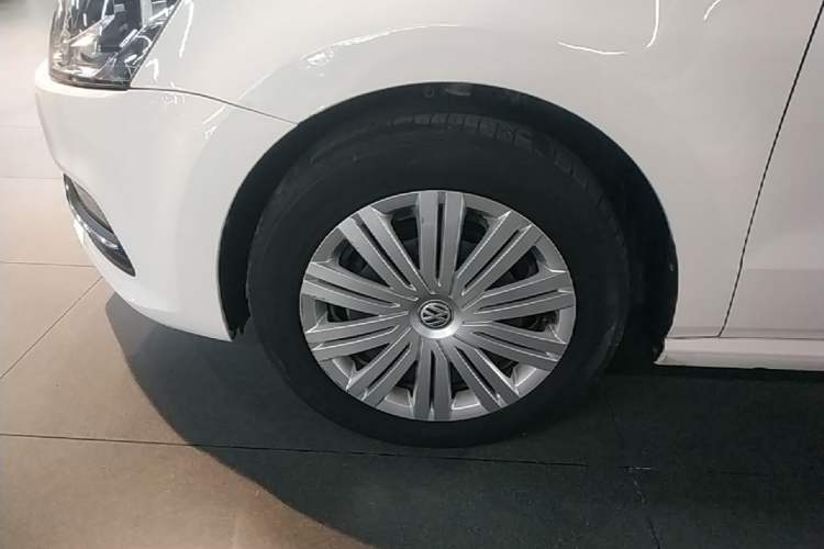 Used Volkswagen Polo 2018 1.5L Automatic Enjoyment Model Left Front Wheel Hub