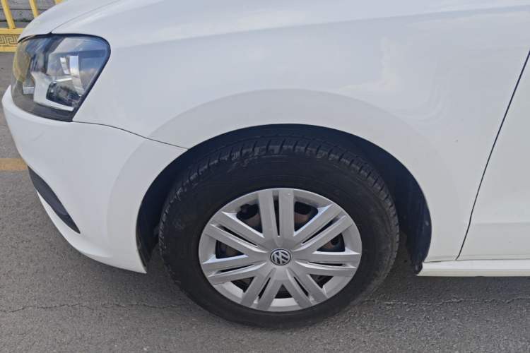 Used Volkswagen Polo 2018 1.5L Automatic Advanced Driving Model Left Front Wheel Hub