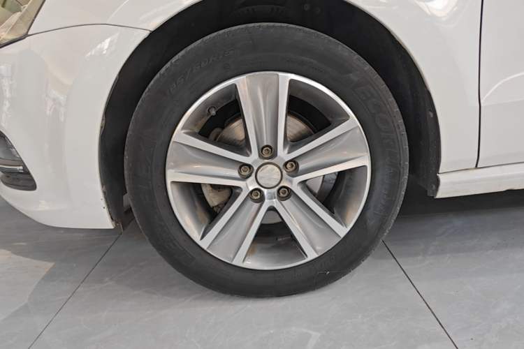 Used Volkswagen Polo 2018 1.5L Automatic Enjoyment Model Left Front Wheel Hub
