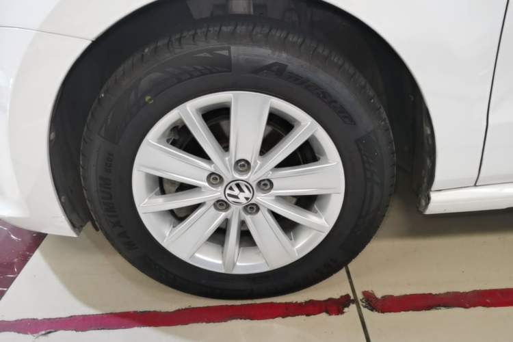 Used Volkswagen Polo 2018 1.5L Automatic Advanced Driving Model Left Front Wheel Hub