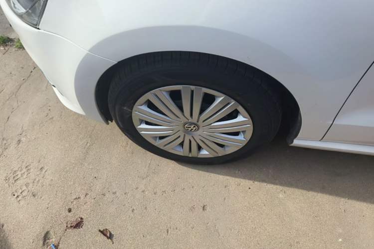 Used Volkswagen Polo 2018 1.5L Automatic Enjoyment Model Left Front Wheel Hub