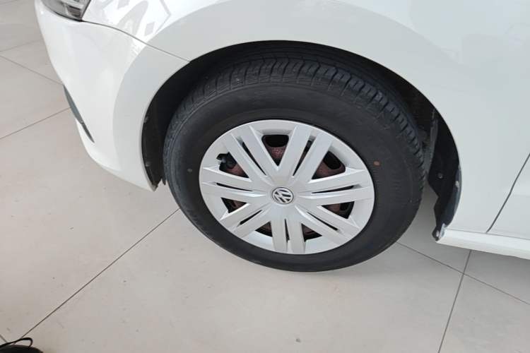 Used Volkswagen Polo 2018 1.5L Automatic Advanced Driving Model Left Front Wheel Hub