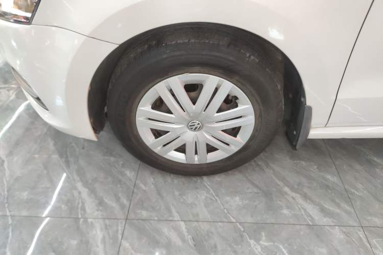 Used Volkswagen Polo 2018 1.5L Automatic Advanced Driving Model Left Front Wheel Hub