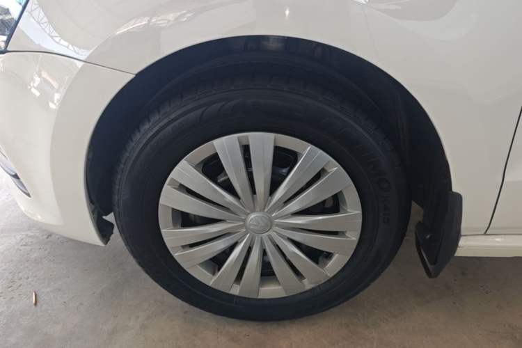 Used Volkswagen Polo 2018 1.5L Automatic Advanced Driving Model Left Front Wheel Hub