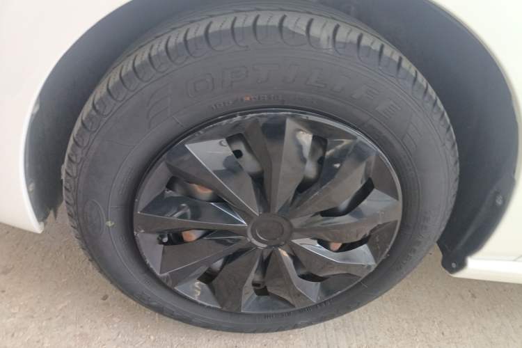 Used Volkswagen Polo 2018 1.5L Automatic Advanced Driving Model Left Front Wheel Hub