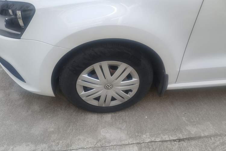 Used Volkswagen Polo 2018 1.5L Automatic Advanced Driving Model Left Front Wheel Hub