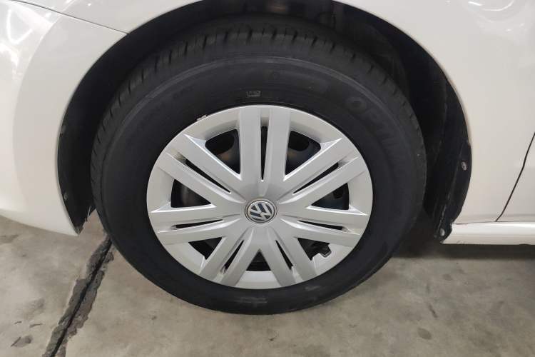 Used Volkswagen Polo 2018 1.5L Automatic Advanced Driving Model Left Front Wheel Hub