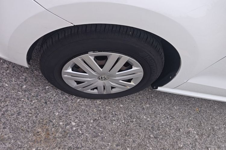 Used Volkswagen Polo 2018 1.5L Automatic Advanced Driving Model Left Front Wheel Hub
