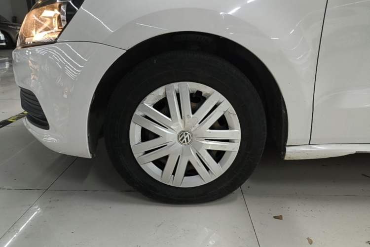 Used Volkswagen Polo 2018 1.5L Automatic Advanced Driving Model Left Front Wheel Hub