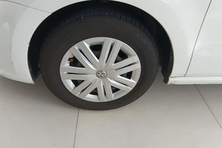 Used Volkswagen Polo 2018 1.5L Automatic Advanced Driving Model Left Front Wheel Hub