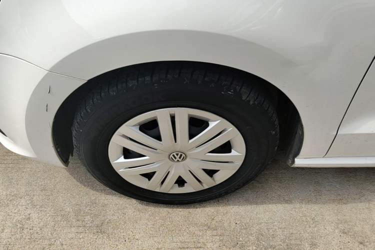 Used Volkswagen Polo 2018 1.5L Automatic Advanced Driving Model Left Front Wheel Hub