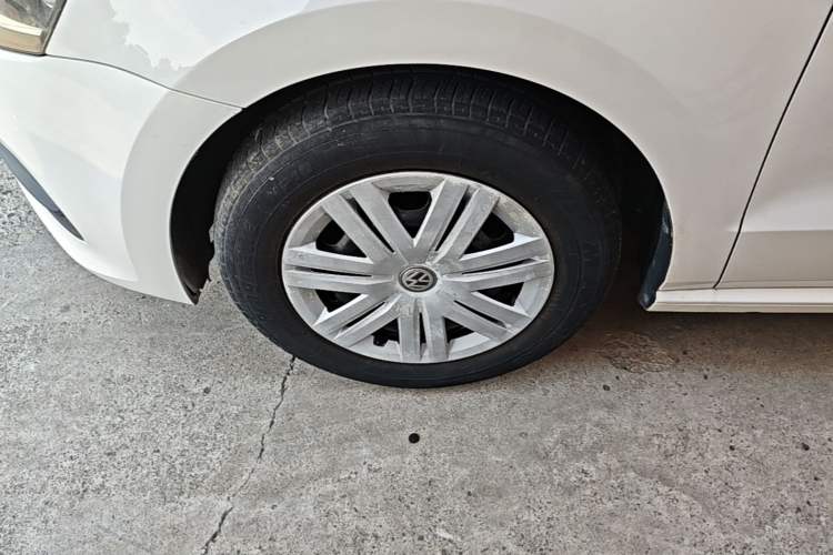 Used Volkswagen Polo 2018 1.5L Automatic Advanced Driving Model Left Front Wheel Hub