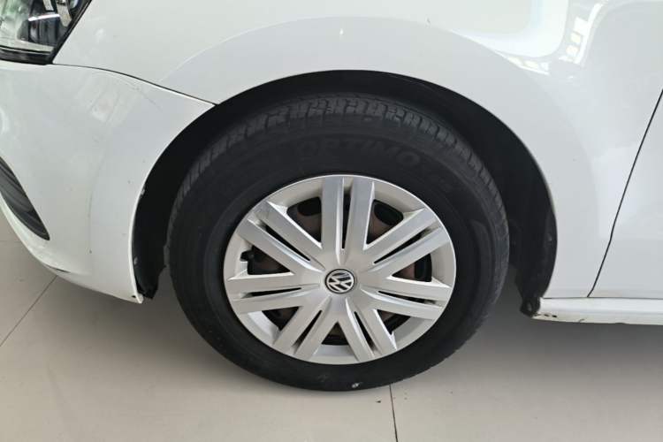 Used Volkswagen Polo 2018 1.5L Automatic Advanced Driving Model Left Front Wheel Hub