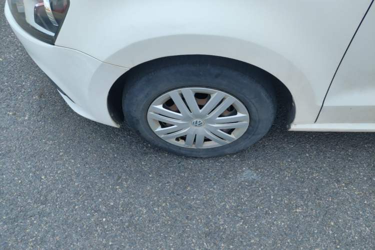 Used Volkswagen Polo 2018 1.5L Manual Drive-Comfort Model Left Front Wheel Hub