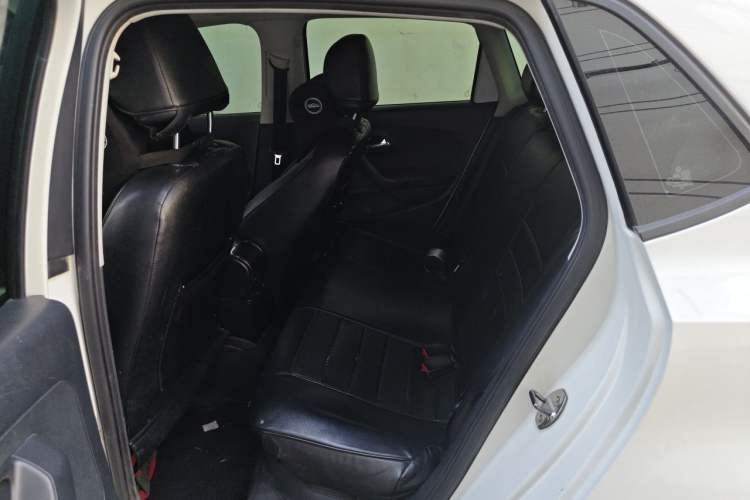 Used Volkswagen Polo 2018 1.5L Manual Drive-Comfort Model Left Rear Seat