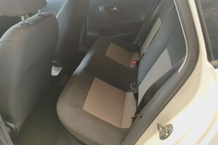 Used Volkswagen Polo 2018 1.5L Manual Drive-Comfort Model Left Rear Seat