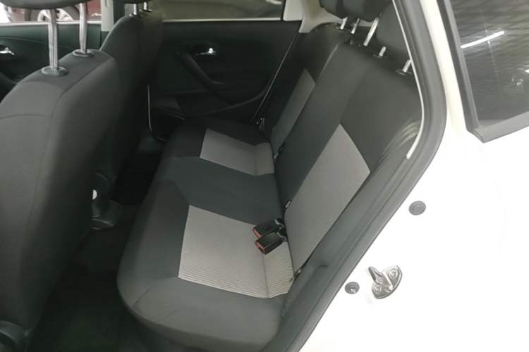 Used Volkswagen Polo 2018 1.5L Manual Drive-Comfort Model Left Rear Seat