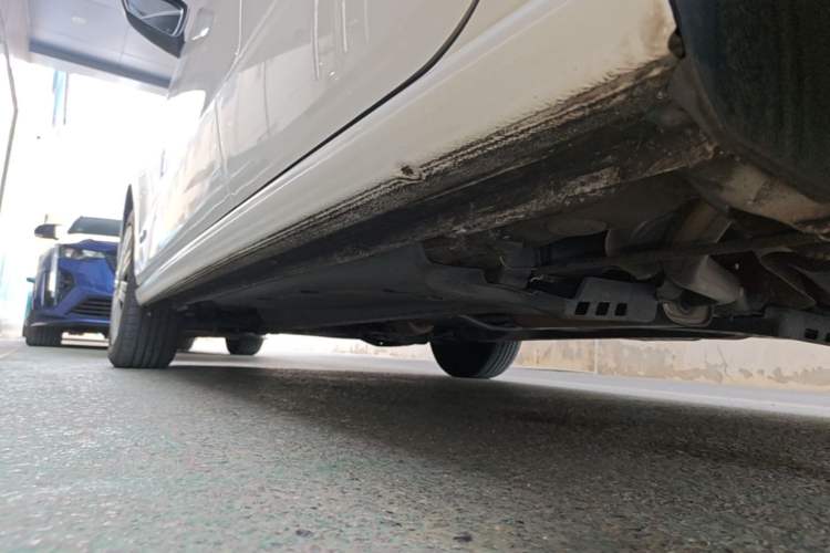 Used Volkswagen Polo 2018 1.5L Automatic Enjoyment Model Left Side Sill