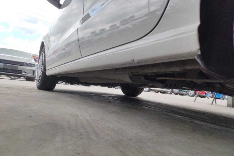 Used Volkswagen Polo 2018 1.5L Automatic Enjoyment Model Left Side Sill