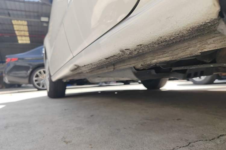Used Volkswagen Polo 2018 1.5L Automatic Advanced Driving Model Left Side Sill