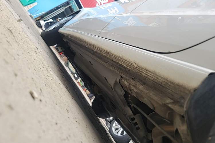 Used Volkswagen Polo 2018 1.5L Automatic Enjoyment Model Left Side Sill