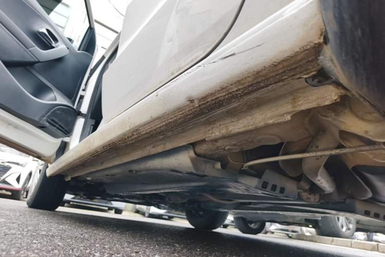Used Volkswagen Polo 2018 1.5L Automatic Enjoyment Model Left Side Sill