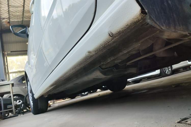 Used Volkswagen Polo 2018 1.5L Automatic Advanced Driving Model Left Side Sill