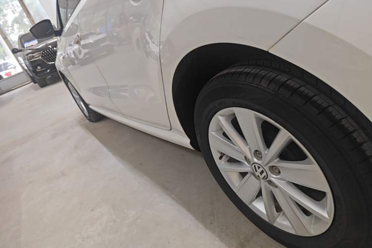 Used Volkswagen Polo 2018 1.5L Automatic Enjoyment Model Left Side Sill